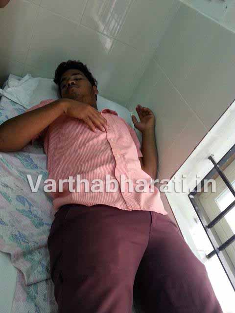 ವಿಟ್ಲ : ಕಾಲೇಜು ವಿದ್ಯಾರ್ಥಿಗೆ ಹೋಂಗಾರ್ಡ್ ಓರ್ವ ಕ್ಯಾಂಪಸ್ ಪ್ರವೇಶಿಸಿ ಹಲ್ಲೆ